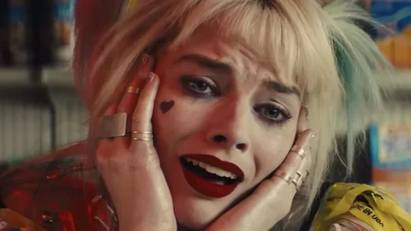 The Makeup Tutorial That Will Turn You Into Harley Quinn